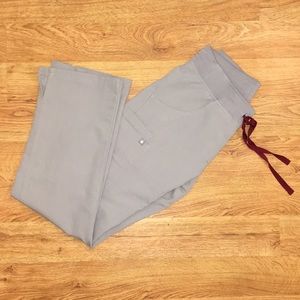 Figs: kade bottoms xxs petite—cement